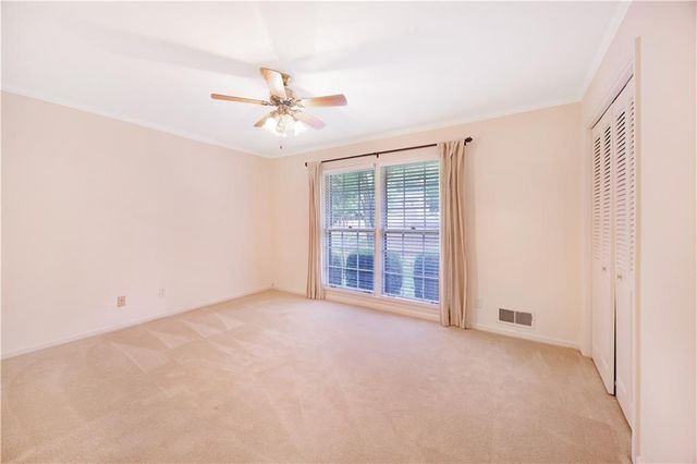 360 Barkshire Lane, Roswell, GA 30076
