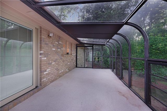 360 Barkshire Lane, Roswell, GA 30076