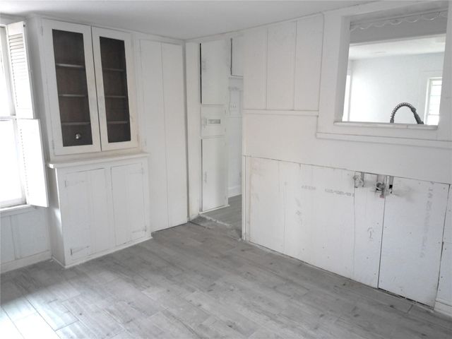 1200 Avenue A, Bay City, TX 77414