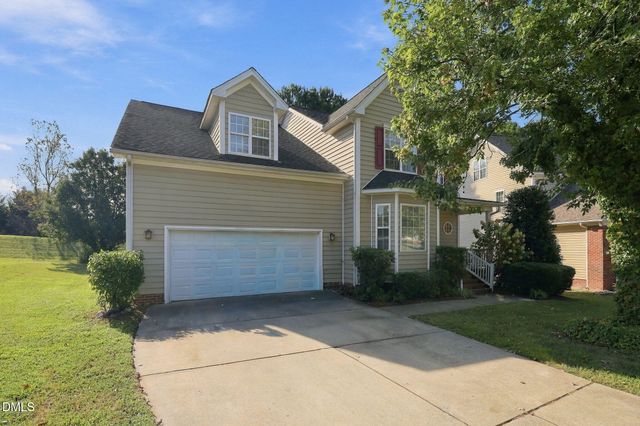 1716 Maizefield Lane, Fuquay Varina, NC 27526