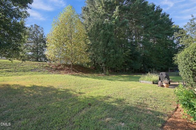 1716 Maizefield Lane, Fuquay Varina, NC 27526