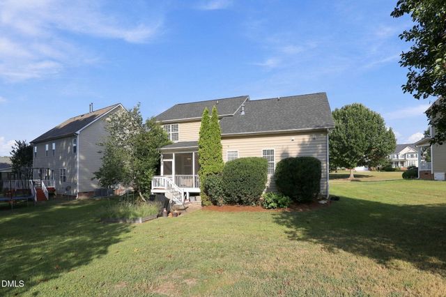 1716 Maizefield Lane, Fuquay Varina, NC 27526