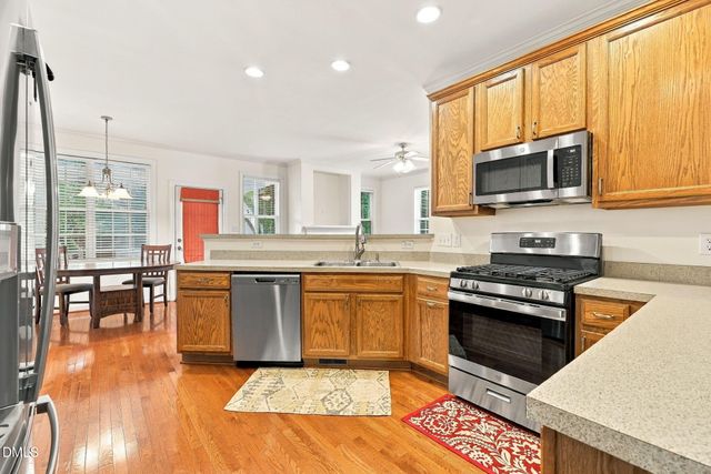 1716 Maizefield Lane, Fuquay Varina, NC 27526