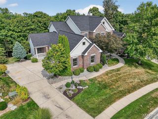 229 Toussaint Landing Drive, Dardenne Prairie, MO 63368