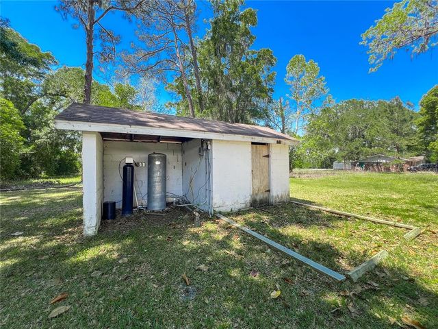 7910 S US HIGHWAY 441, Lake City, FL 32025