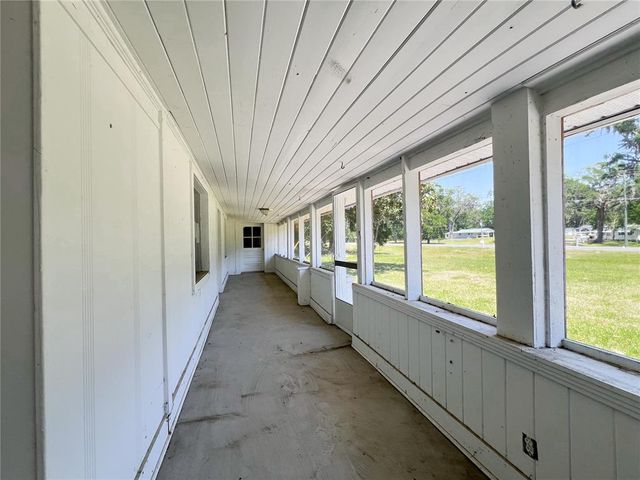 7910 S US HIGHWAY 441, Lake City, FL 32025