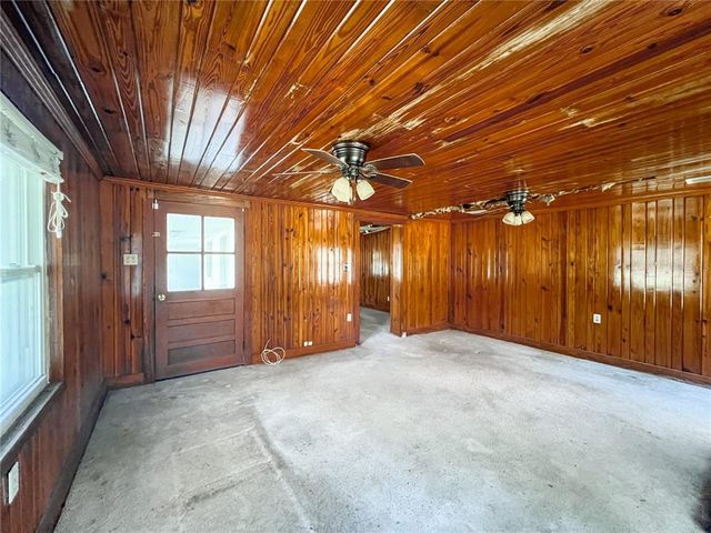 7910 S US HIGHWAY 441, Lake City, FL 32025