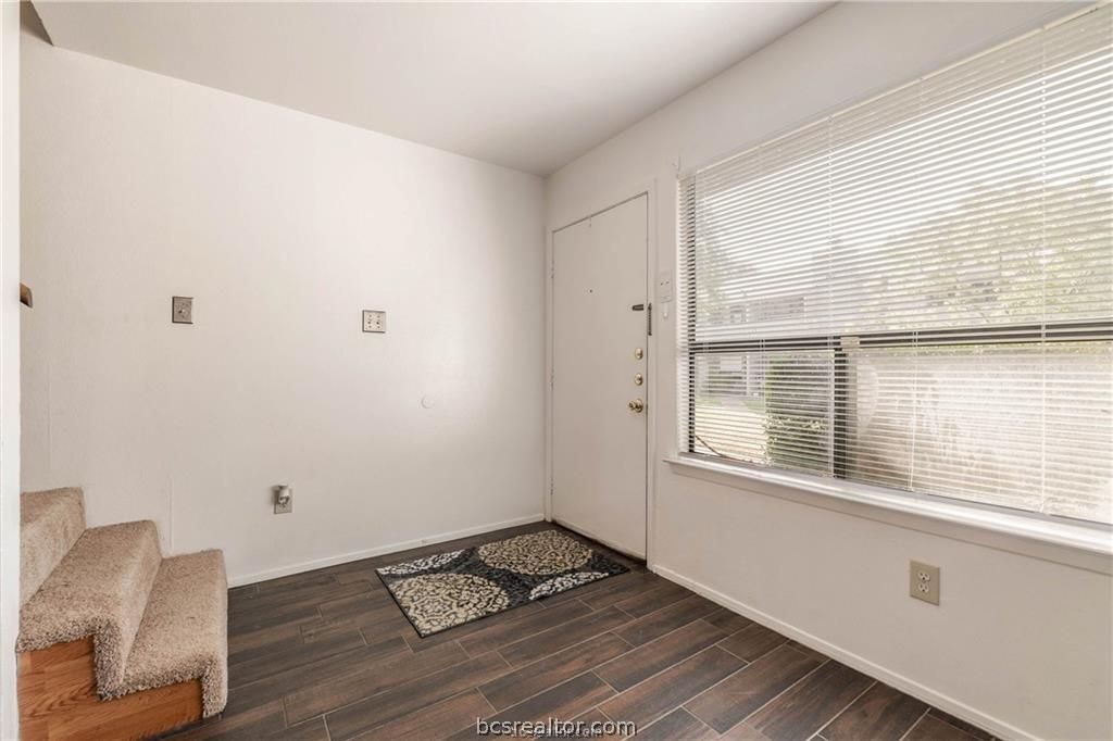 1902 Dartmouth Street M1, College Station, TX 77840 — photo 2
