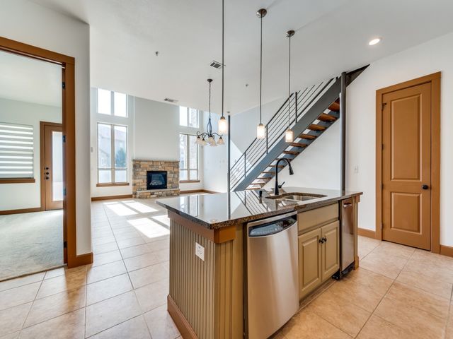 610 Via Ravello 210, Irving, TX 75039