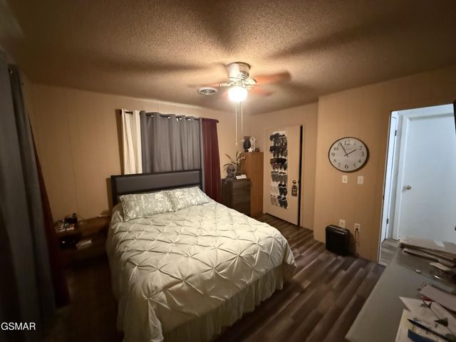 2360 Goldrush Road, Pigeon Forge, TN 37863