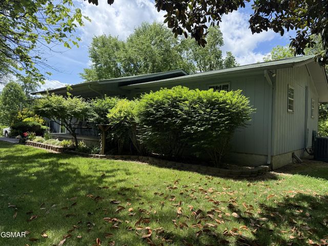 2360 Goldrush Road, Pigeon Forge, TN 37863