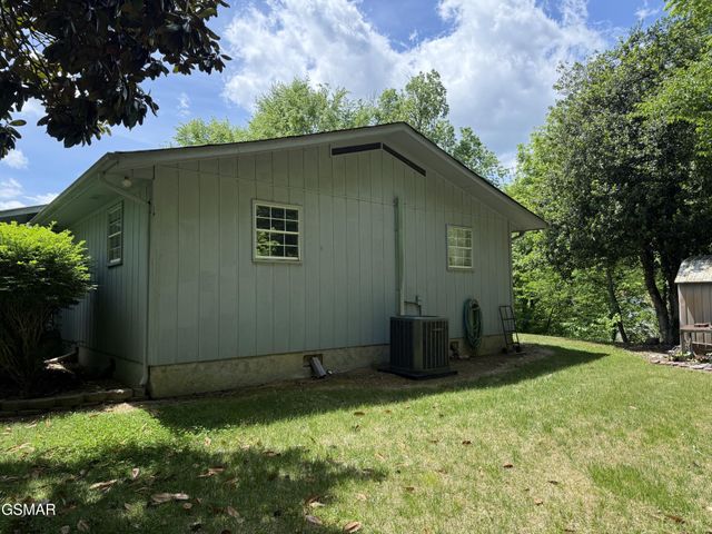 2360 Goldrush Road, Pigeon Forge, TN 37863