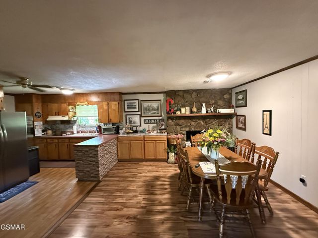 2360 Goldrush Road, Pigeon Forge, TN 37863