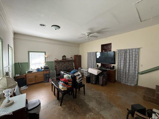 2360 Goldrush Road, Pigeon Forge, TN 37863