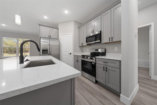 762 MARION OAKS MANOR, Ocala, FL 34473