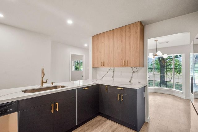 5514 Chantilly Lane, Houston, TX 77092