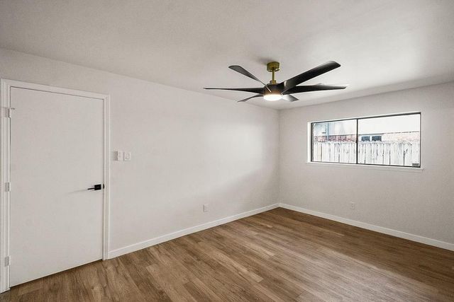 5514 Chantilly Lane, Houston, TX 77092