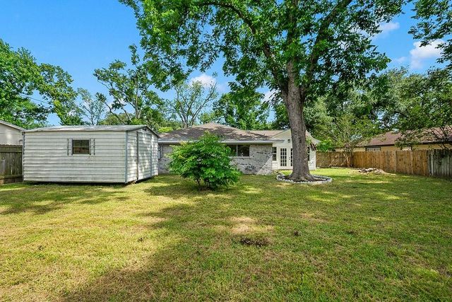5514 Chantilly Lane, Houston, TX 77092