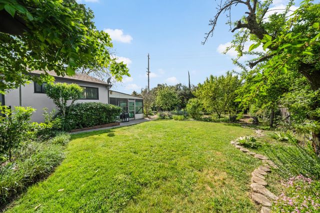 7131 Sunset Ave, Fair Oaks, CA 95628
