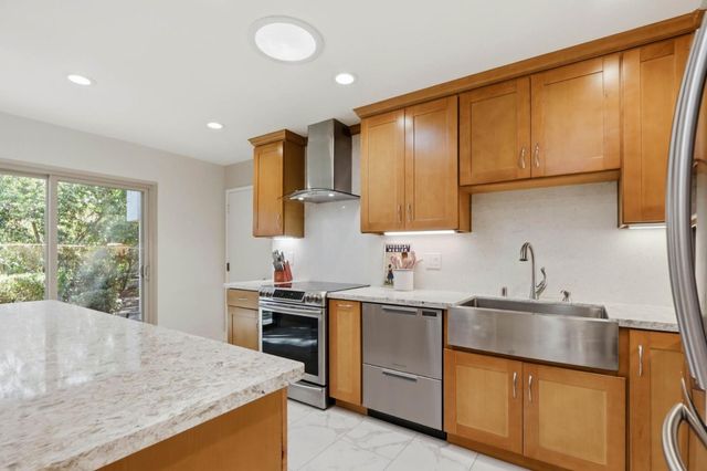 8484 Grenache Court, San Jose, CA 95135