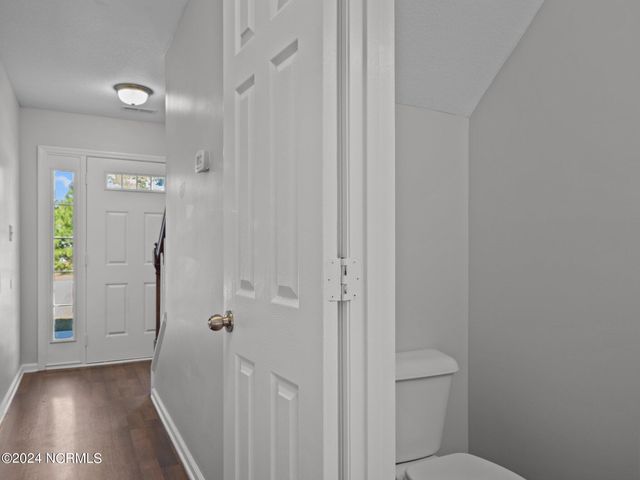 101 Clymer Court, Hubert, NC 28539