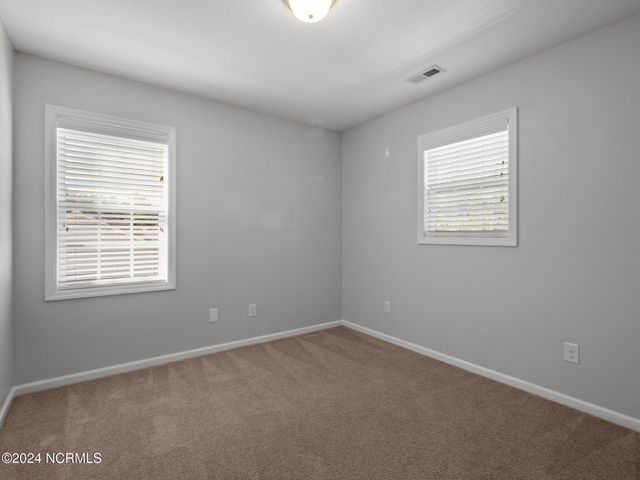 101 Clymer Court, Hubert, NC 28539