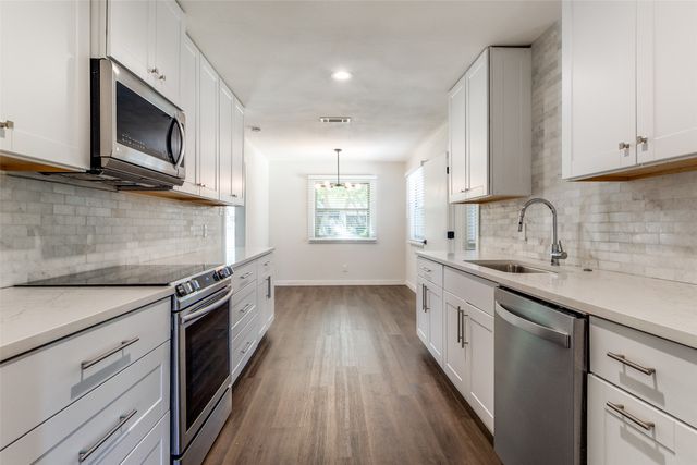 3934 Boca Bay Drive, Dallas, TX 75244