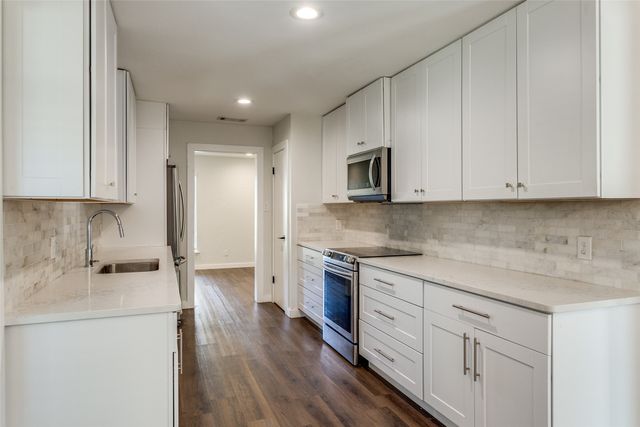 3934 Boca Bay Drive, Dallas, TX 75244