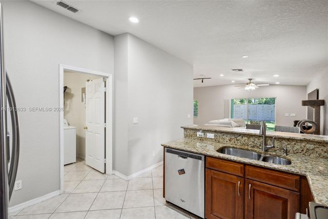 1924 SW Jamesport Drive, Port St. Lucie, Port St Lucie, FL 34953