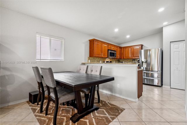 1924 SW Jamesport Drive, Port St. Lucie, Port St Lucie, FL 34953