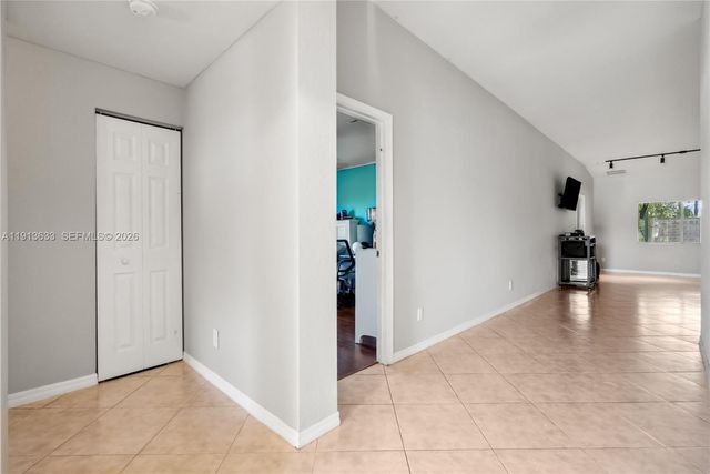 1924 SW Jamesport Drive, Port St. Lucie, Port St Lucie, FL 34953