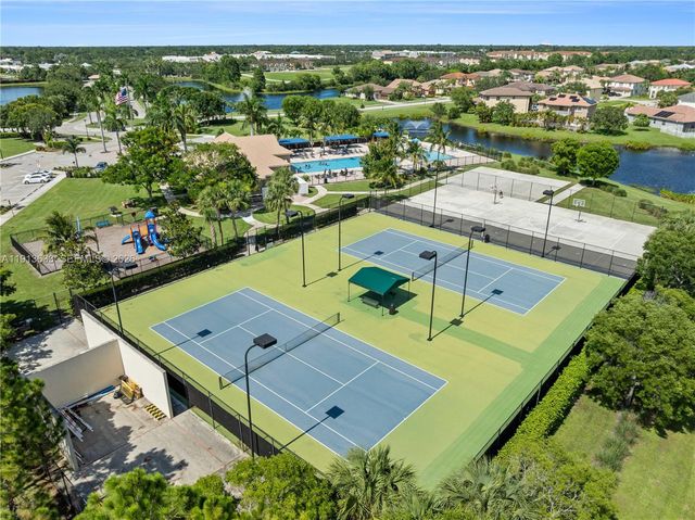 1924 SW Jamesport Drive, Port St. Lucie, Port St Lucie, FL 34953