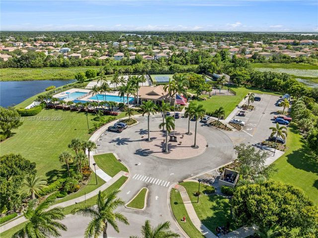 1924 SW Jamesport Drive, Port St. Lucie, Port St Lucie, FL 34953