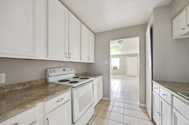 5107 Clover Street, Houston, TX 77033
