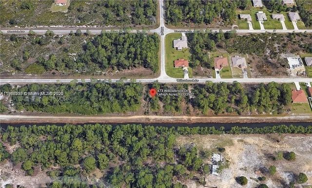 473 Willowbrook Dr, Lehigh Acres, FL 33972