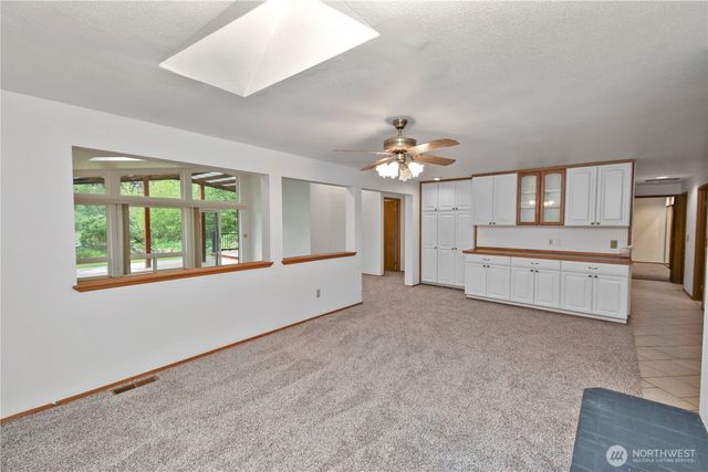 33025 E Holm Lake Drive SE, Auburn, WA 98092