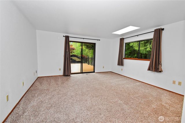 33025 E Holm Lake Drive SE, Auburn, WA 98092