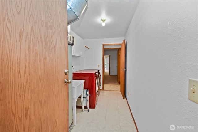 33025 E Holm Lake Drive SE, Auburn, WA 98092