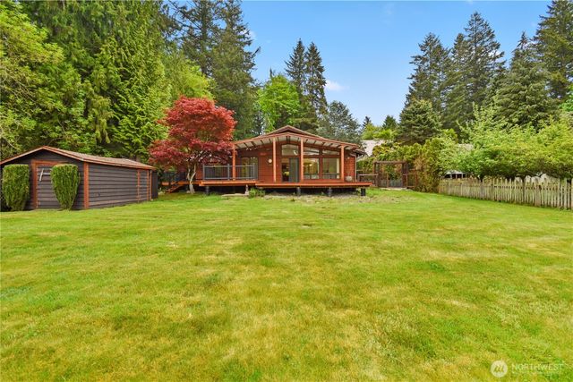 33025 E Holm Lake Drive SE, Auburn, WA 98092