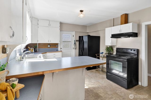 2205 W North Street, Bellingham, WA 98225