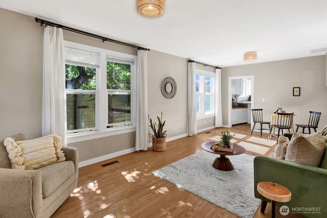 2205 W North Street, Bellingham, WA 98225