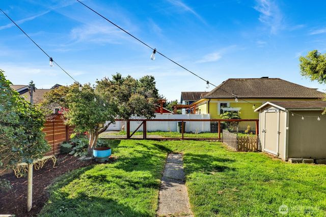 2205 W North Street, Bellingham, WA 98225