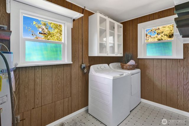 2205 W North Street, Bellingham, WA 98225