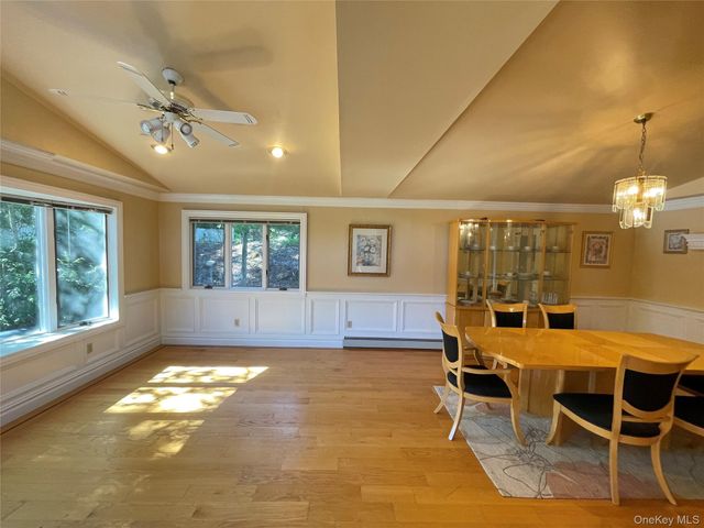 60 Winston Drive, Smithtown, NY 11787