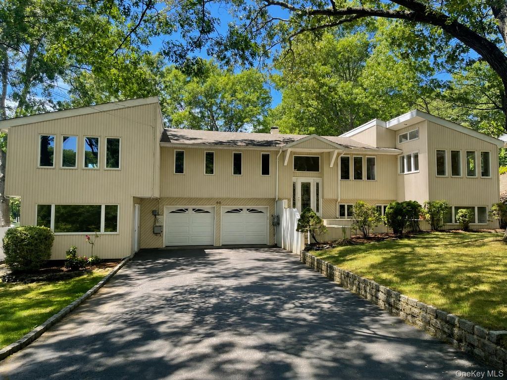 60 Winston Drive, Smithtown, NY 11787