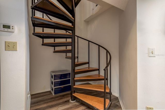 602 LIME AVENUE 203, Clearwater, FL 33756