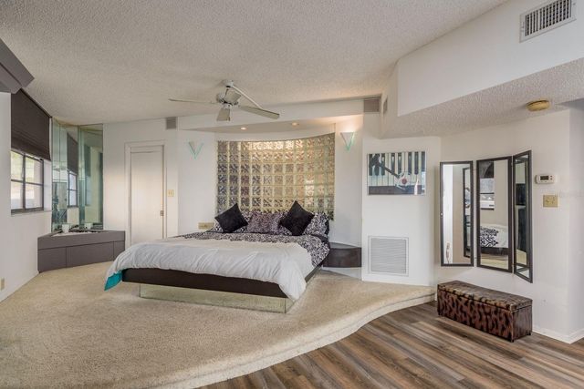 602 LIME AVENUE 203, Clearwater, FL 33756