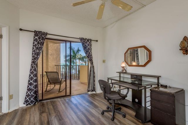 602 LIME AVENUE 203, Clearwater, FL 33756