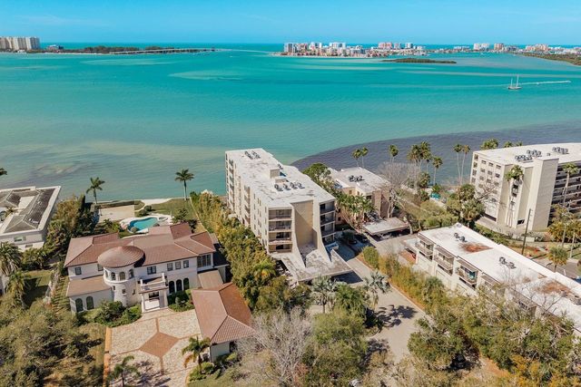 602 LIME AVENUE 203, Clearwater, FL 33756