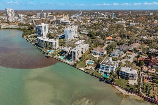 602 LIME AVENUE 203, Clearwater, FL 33756